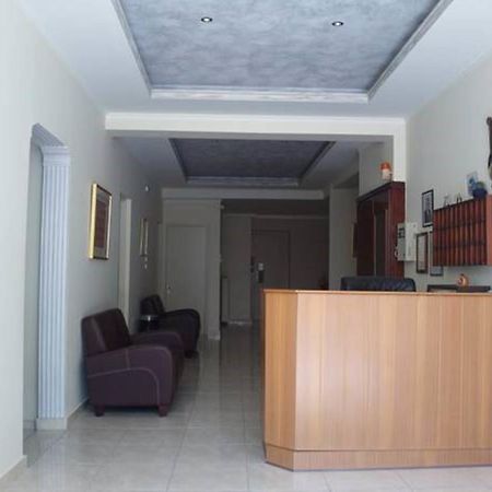 Foivos Hotel Лутра Едипсу Екстериор снимка